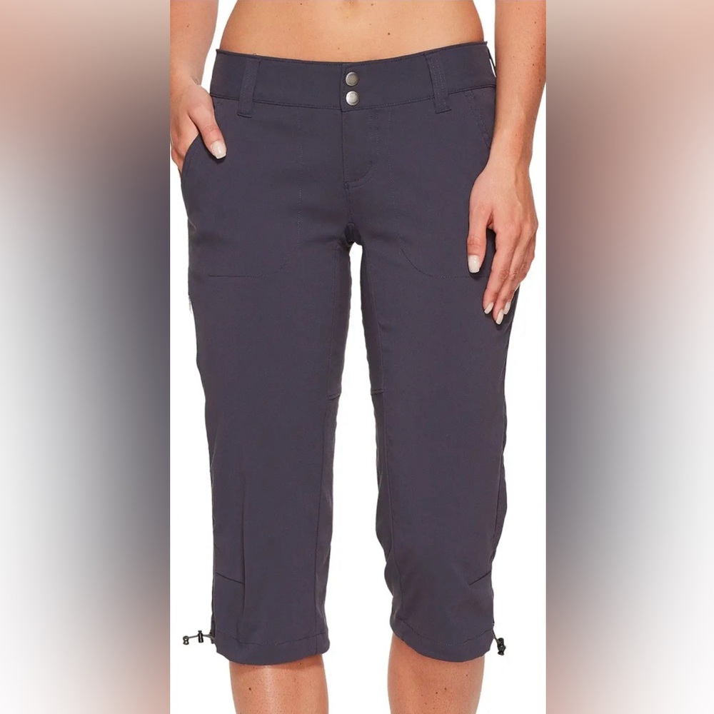 NWT Columbia Women’s Grey Saturday Trail II Capris size 12